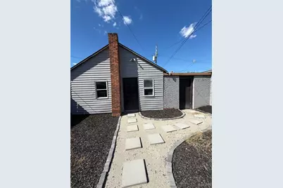 4447 Gannett Street, Saint Louis, MO 63116 - Photo 2