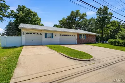 8700 S Laclede Station Road, Affton, MO 63123 - Photo 4