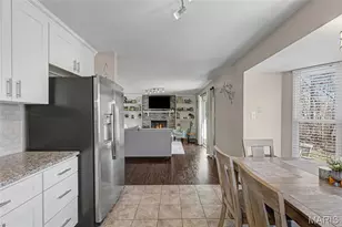 4200 Meadowgreen Trails Dr, Saint Louis, MO 63129 - Photo 24