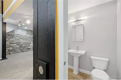 2901 Wisconsin Avenue #2905, Saint Louis, MO 63118 - Photo 32