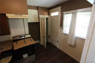 2210 Lexa Dr, Jennings, MO 63136 - Photo 8