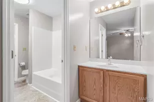 200 Romaine Spring View, Fenton, MO 63026 - Photo 34