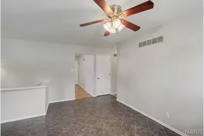 566 Candle Light Lane, Hazelwood, MO 63042 - Photo 4