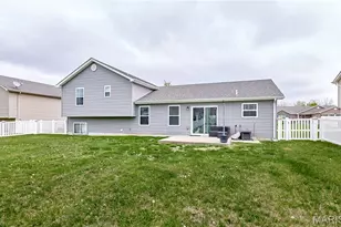 437 Prairie Creek Dr, Wentzville, MO 63385 - Photo 42