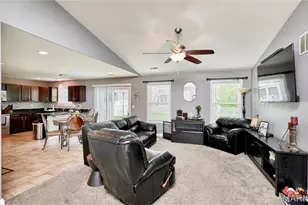 437 Prairie Creek Dr, Wentzville, MO 63385 - Photo 8