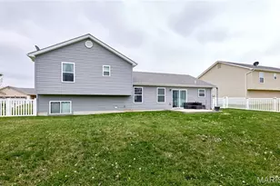 437 Prairie Creek Dr, Wentzville, MO 63385 - Photo 44