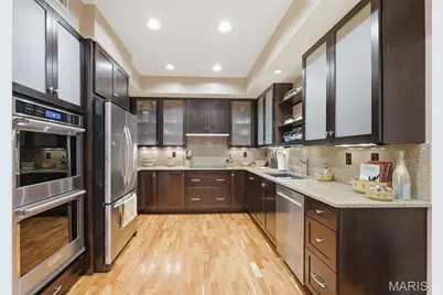 540 N and South Road #204, University City, MO 63130 - Photo 8