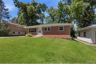 8817 McNulty Drive, Saint Louis, MO 63114 - Photo 2