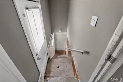 10829 Glen Garry Road, Saint Louis, MO 63137 - Photo 16