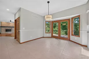 4 Woodford Pl, Saint Charles, MO 63301 - Photo 10