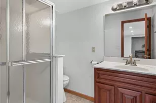 4 Woodford Pl, Saint Charles, MO 63301 - Photo 28