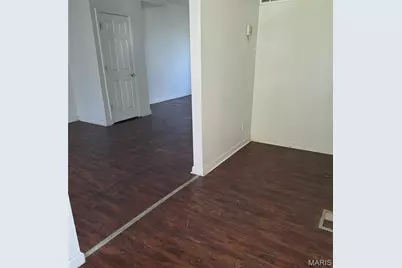 6528 Bartmer Avenue, Saint Louis, MO 63130 - Photo 2