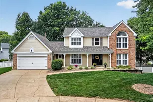 6 Wagonspring Ct, Saint Charles, MO 63303 - Photo 2