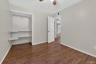 200 Hillcrest Blvd, Ballwin, MO 63021 - Photo 10