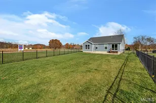 1122 Red Fox Dr, Eureka, MO 63025 - Photo 36