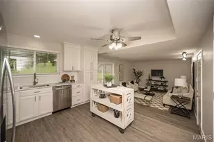 1440 Glenlea Dr, Maryland Heights, MO 63043 - Photo 12