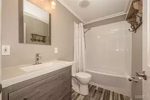 1440 Glenlea Dr, Maryland Heights, MO 63043 - Photo 30