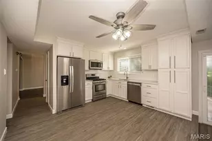 1440 Glenlea Dr, Maryland Heights, MO 63043 - Photo 14