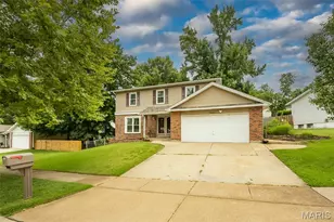 1440 Glenlea Dr, Maryland Heights, MO 63043 - Photo 2