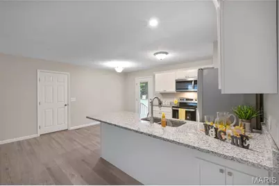 2210 Columbus Circle, Warrenton, MO 63383 - Photo 6