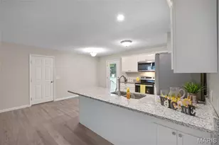 2210 Columbus Cir, Warrenton, MO 63383 - Photo 6