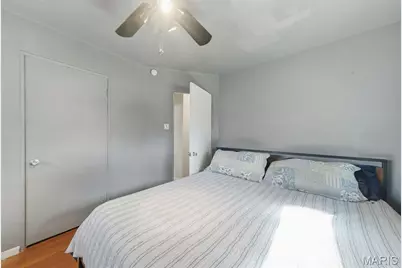 6908 Howdershell Road, Hazelwood, MO 63042 - Photo 22