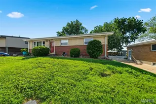 6908 Howdershell Rd, Hazelwood, MO 63042 - Photo 6