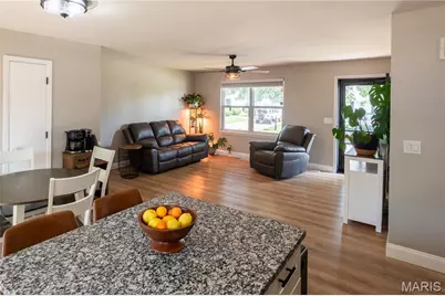 137 Universal Drive, Saint Peters, MO 63376 - Photo 12