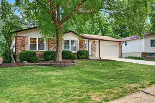 68 Sunny View Dr, Saint Peters, MO 63376 - Photo 1