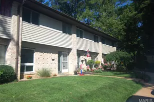 10174 Sakura Dr, Saint Louis, MO 63128 - Photo 2