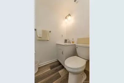 4327 Chateau De Ville Drive, Saint Louis, MO 63129 - Photo 10