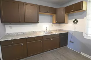 9736 Lanier Dr, Saint Louis, MO 63136 - Photo 4