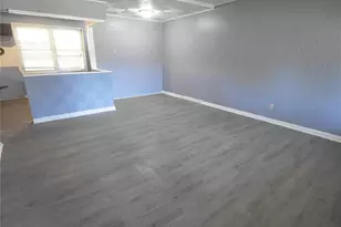 9736 Lanier Dr, Saint Louis, MO 63136 - Photo 2