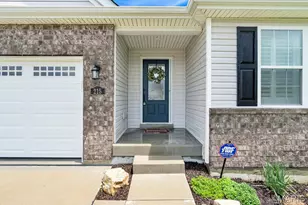 215 Cambium Ct, Wentzville, MO 63385 - Photo 6