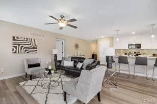 215 Cambium Ct, Wentzville, MO 63385 - Photo 14