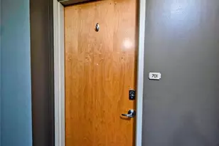 1611 Locust St, Saint Louis, MO 63103 - Photo 2