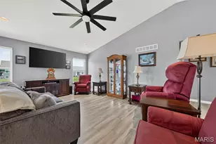 2009 White Branch Dr, Saint Paul, MO 63366 - Photo 8