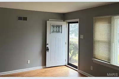 9116 Darnell Place, Saint Louis, MO 63136 - Photo 10