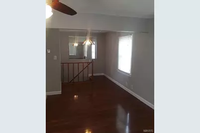 9116 Darnell Place, Saint Louis, MO 63136 - Photo 4