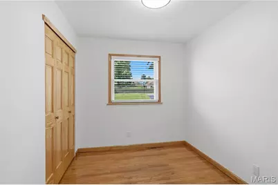 10808 Midland Boulevard, Unincorporated, MO 63114 - Photo 16