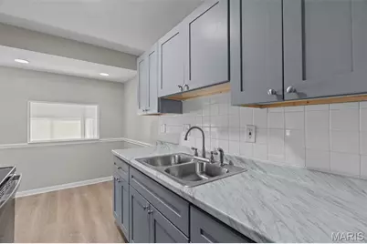 10602 Moidart Circle, Saint Louis, MO 63137 - Photo 8
