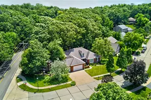 1706 Big Horn Basin Dr, Wildwood, MO 63011 - Photo 36
