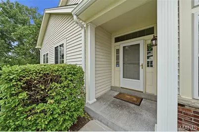 835 Stone Meadow Drive, Chesterfield, MO 63005 - Photo 2