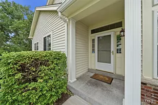 835 Stone Meadow Dr, Chesterfield, MO 63005 - Photo 2