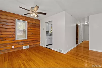 375 Adrian Drive, Saint Louis, MO 63137 - Photo 8