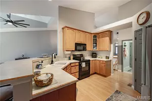 4102 Shepherds Hill Cir, Saint Peters, MO 63304 - Photo 12