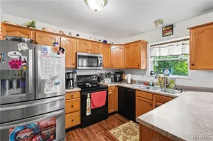 629 Locust St, Festus, MO 63028 - Photo 6