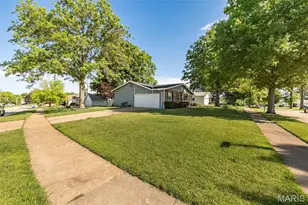 11716 Minot Dr, Bridgeton, MO 63044 - Photo 4