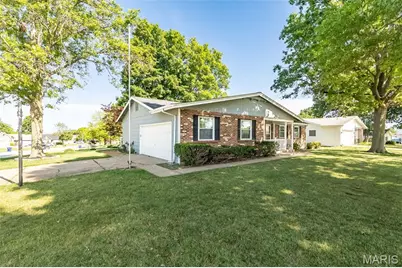 11716 Minot Drive, Bridgeton, MO 63044 - Photo 2