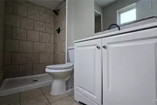 11289 Aspen Woods Dr, Saint Louis, MO 63138 - Photo 14